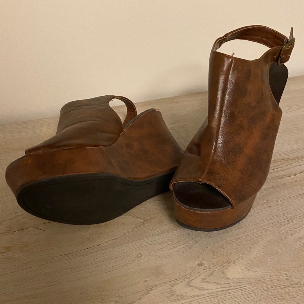 Wedges - Picture 2 of 2